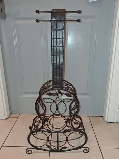 Wine Rack (Guitar)