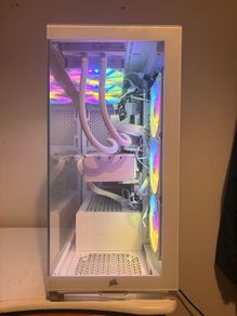 High-end White Gaming Pc | Ryzen 7 9800x3d | Rx 9070 Xt 16gb | 32gb Ddr5 | 2tb Nvme