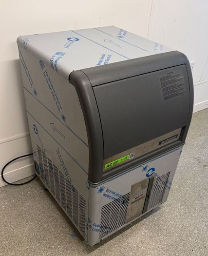 Ice Machine / Ice Maker