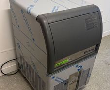 Ice Machine / Ice Maker