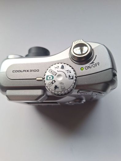 Nikon Coolpix 3100