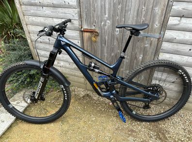 Enduro Mountain Bike - Large 2024 YT Capra Uncaged 12 - Flight Attendant