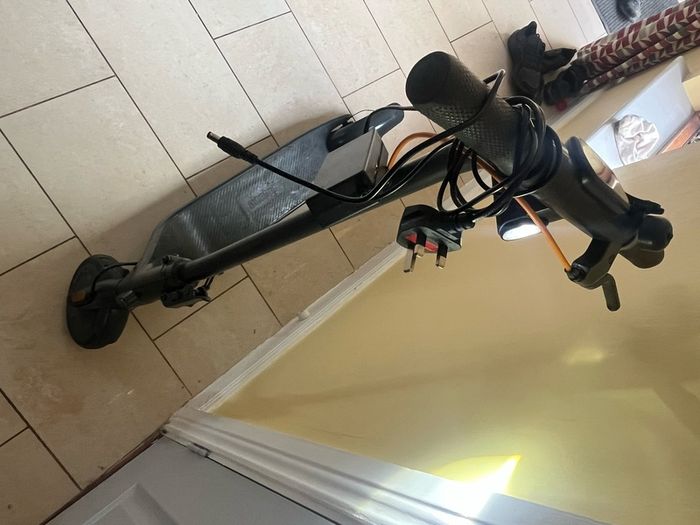 Electric scooter
