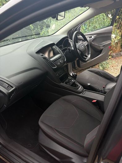 Ford Focus 1.0 Zetec S