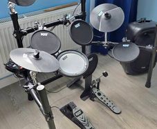 Kat Kt-200