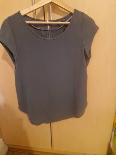 Women top teal size 6