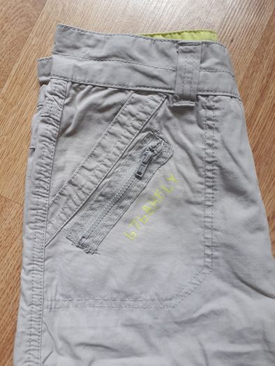 SALE E5  Beige "Cherokee" Shorts.  Age 10-11
