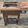 Singer Sewing Machine Image 2