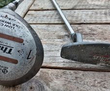 Dunlop Golf Number One Wood and Putter