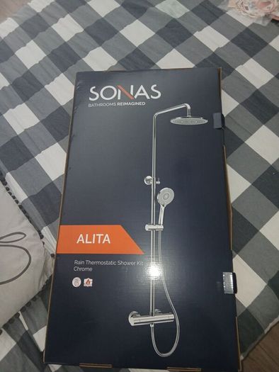 Sonas Alita Rain Thermostatic Shower Kit  Chrome