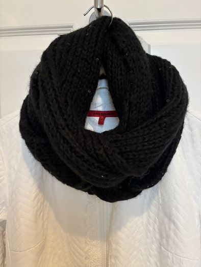 Snood - Black Knitted with Sequins