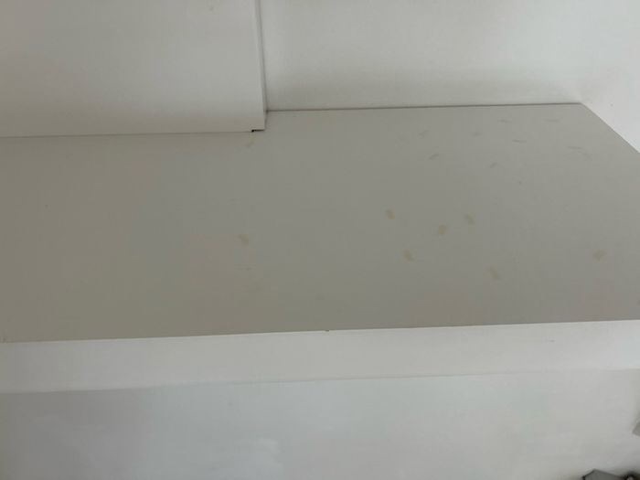 White Shelves
