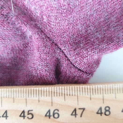 Hugo Boss italian wool slim fit sweater size 10