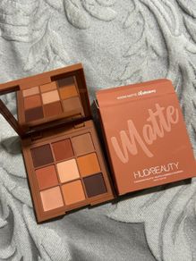 Huda beauty warm matte obsession palette new