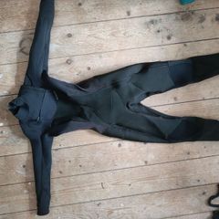 womens wetsuit size M