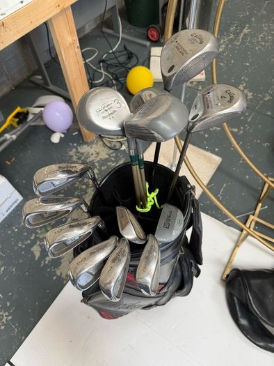 set golf clubs