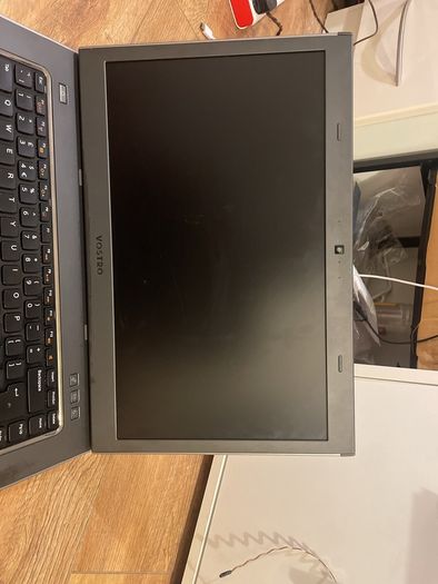 Dell Vostro 3560 for parts/ repair