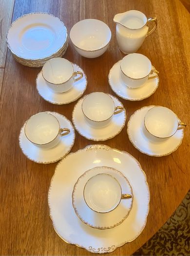 Vintage Cavour Ware Staffordshire Fine Bone China Set.