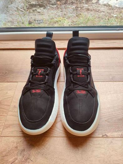 basketball shoes