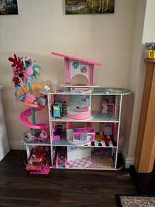dolls house