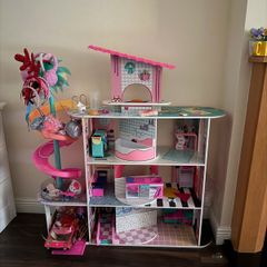 dolls house