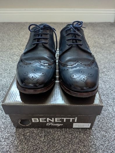 First communion Benetti suit plus Benetti shoes size 4