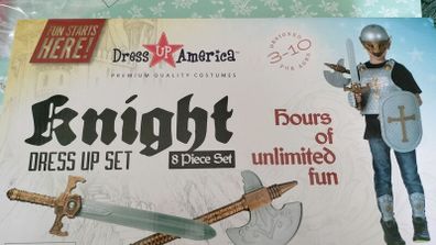 Knight dress up