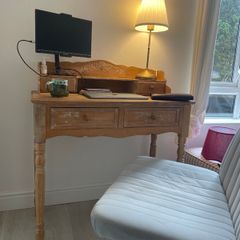 Console table