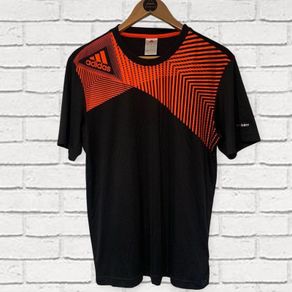 Adidas T-Shirt