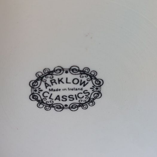 Arts and crafts Arklow pottery / flowers/love/gift/mothers day