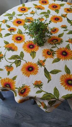 Tablecloth " Sunflowers" Round 140cm. Rectangular 140cm x 200,250, 280cm