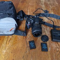 Nikon D3200 with 18-55mm Lens