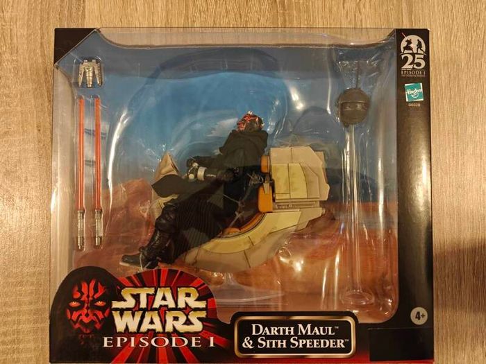 Star Wars The Black Series Darth Maul and Sith Speeder