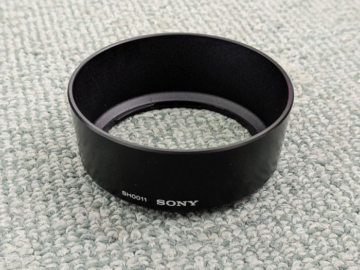 Sony SH0011 Lens Hood (for 50mm F1.4)