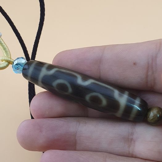 Vintage 4 Eyes Unique Pattern Himalayan Tibetan Agate Dzi Bead Amulet