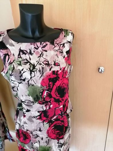 Women's Dress Reduced Nwt Per Una Mark's And Spencer Reduced To Sell Per Una Mark's And Spencer Size 16 Nwt