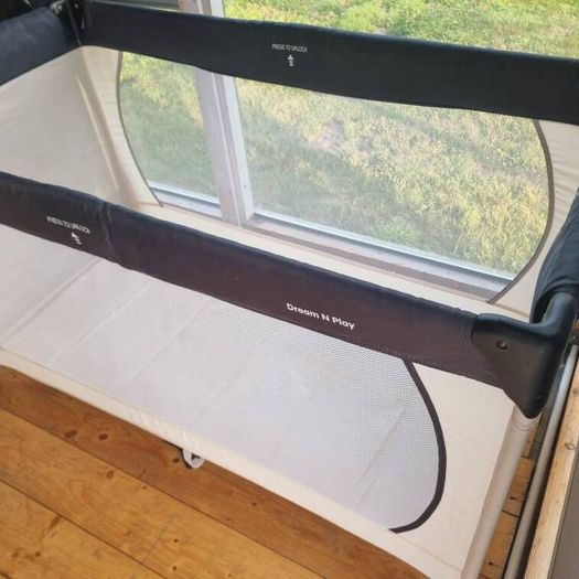 Travel cot Hauck Dream N Play