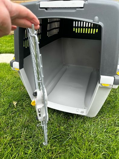 Dog transport box kennel crate IATA airline approved size 5