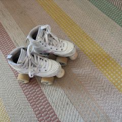Girls Decathlon Oxelo 4-wheel Rollerskates UK Size 11.5