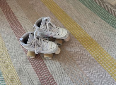 Girls Decathlon Oxelo 4-wheel Rollerskates UK Size 11.5