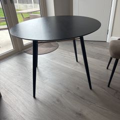 Round 100cm kitchen dining table with four chairs