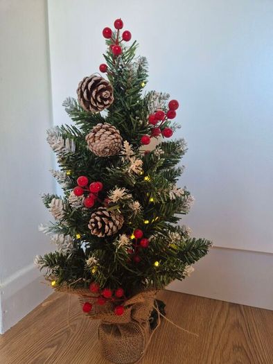 BNWB Christmas tree