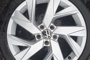 18" Genuine Vw Alloys with tyres