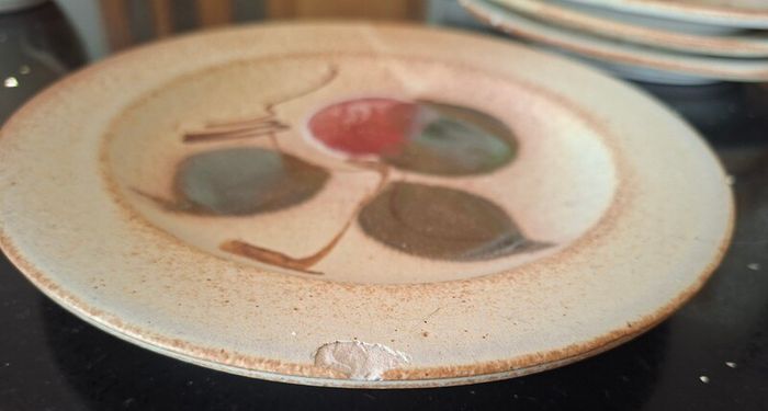 Ballydougan Pottery - Apple design - Hand painted