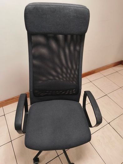 IKEA MARKUS office chair in Vissle dark grey, in good condition.