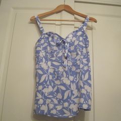 Blue/White Patterned Top