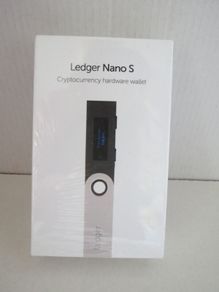 NEW >> Ledger Nano S - Cryptocurrency hardware wallet