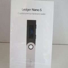 NEW >> Ledger Nano S - Cryptocurrency hardware wallet