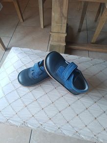 Boys walkmates leather suede navy formal special occasion/school shoes 8.5 26 M&S