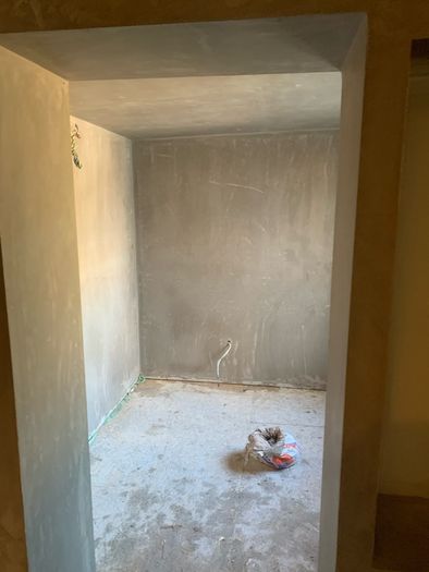 Plasterer available